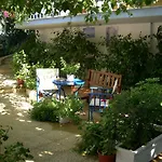Seaview - Selfcatering - Helen No 2 Apartment *